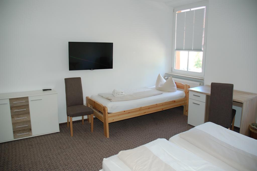 Hotel Kurfuerst Garni Germersheim Værelse billede
