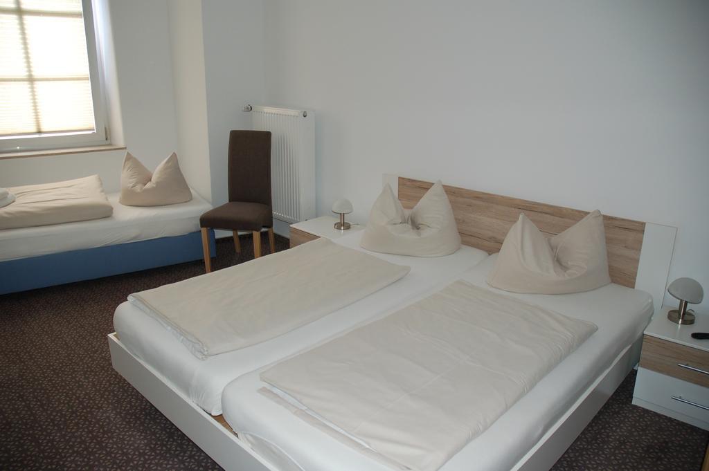 Hotel Kurfuerst Garni Germersheim Eksteriør billede