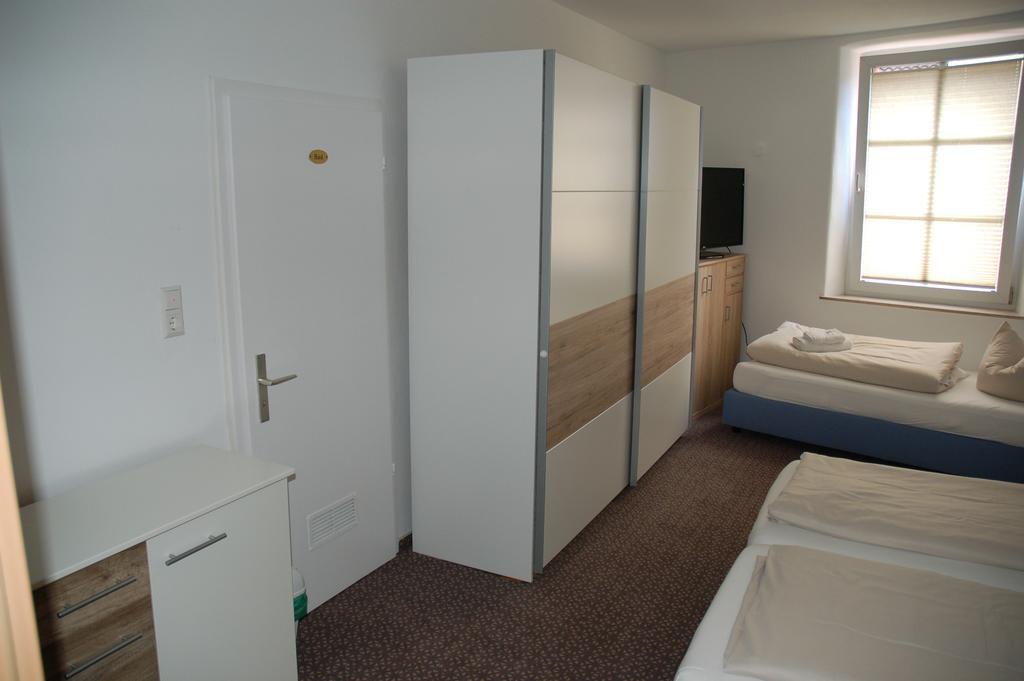 Hotel Kurfuerst Garni Germersheim Værelse billede