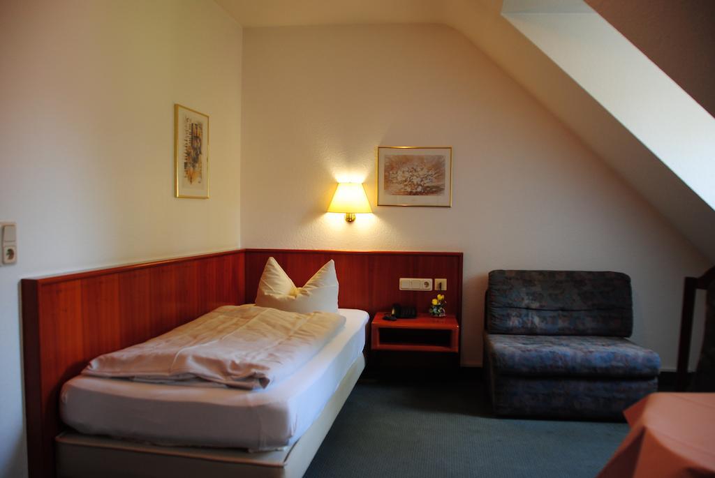 Hotel Kurfuerst Garni Germersheim Værelse billede